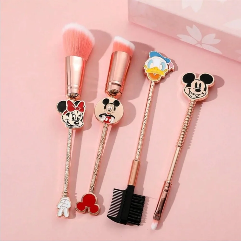 Disney Mickey and Friends Makeup Brush Set